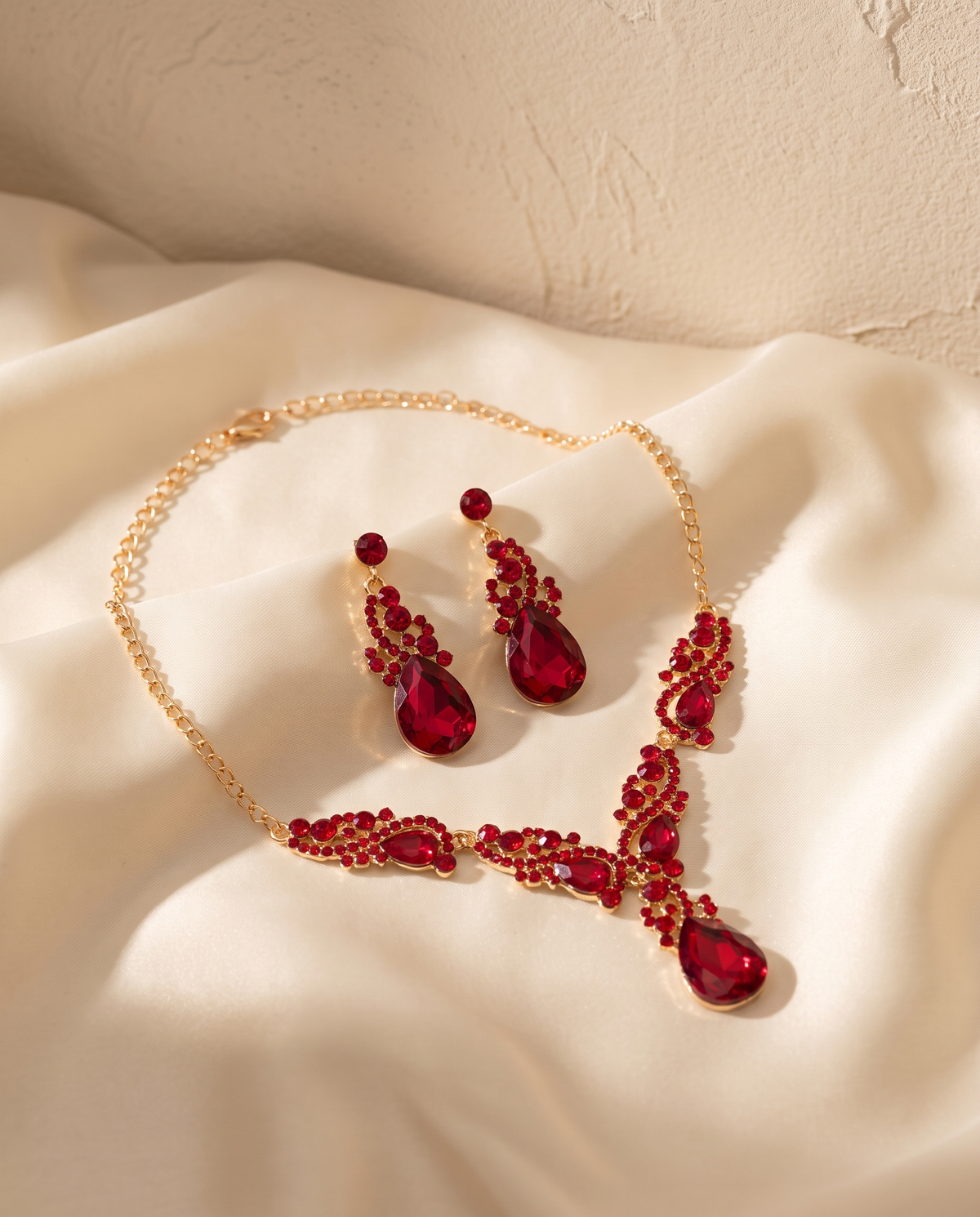 La Fiamma — Necklace & Earring Set — FYNX